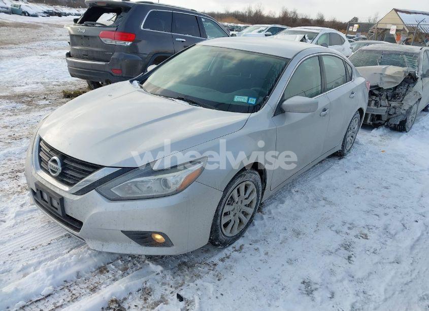 Photo 2 of 2017 Nissan Altima 2.5 SV (VIN 1N4AL3AP2HC266659)