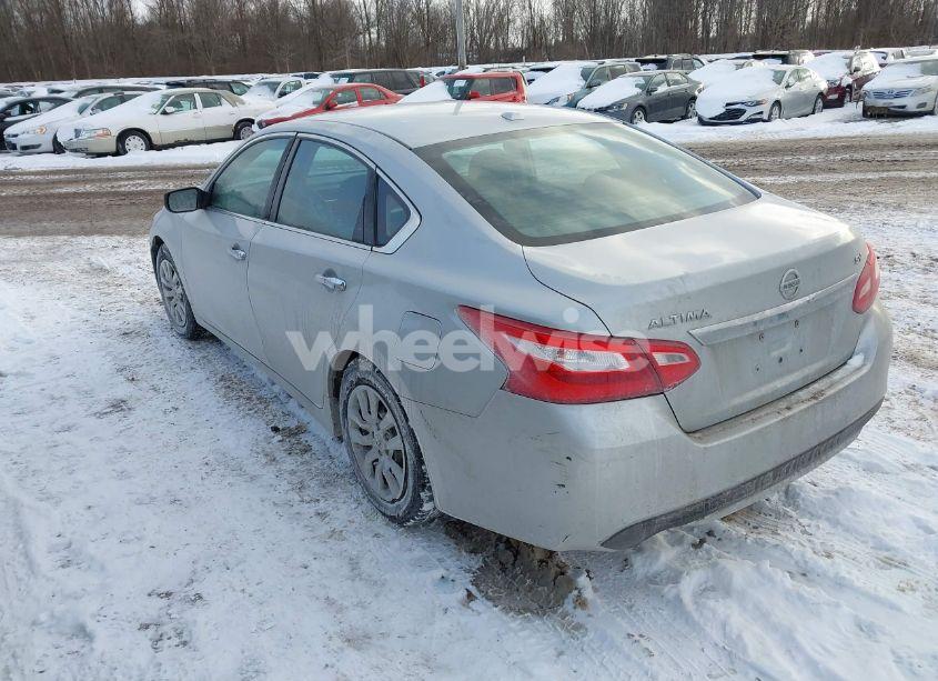 Photo 3 of 2017 Nissan Altima 2.5 SV (VIN 1N4AL3AP2HC266659)