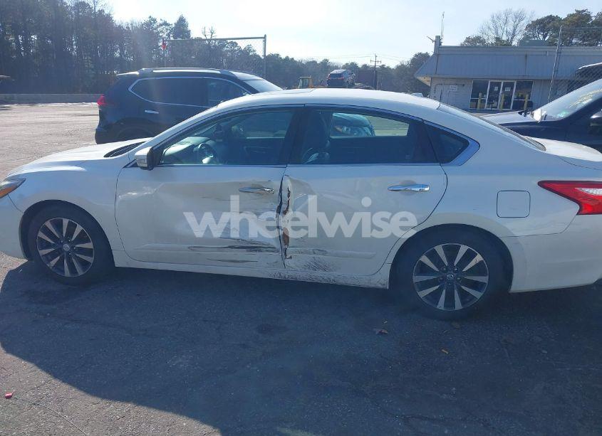 Photo 14 of 2017 Nissan Altima 2.5 SL (VIN 1N4AL3AP2HC272736)