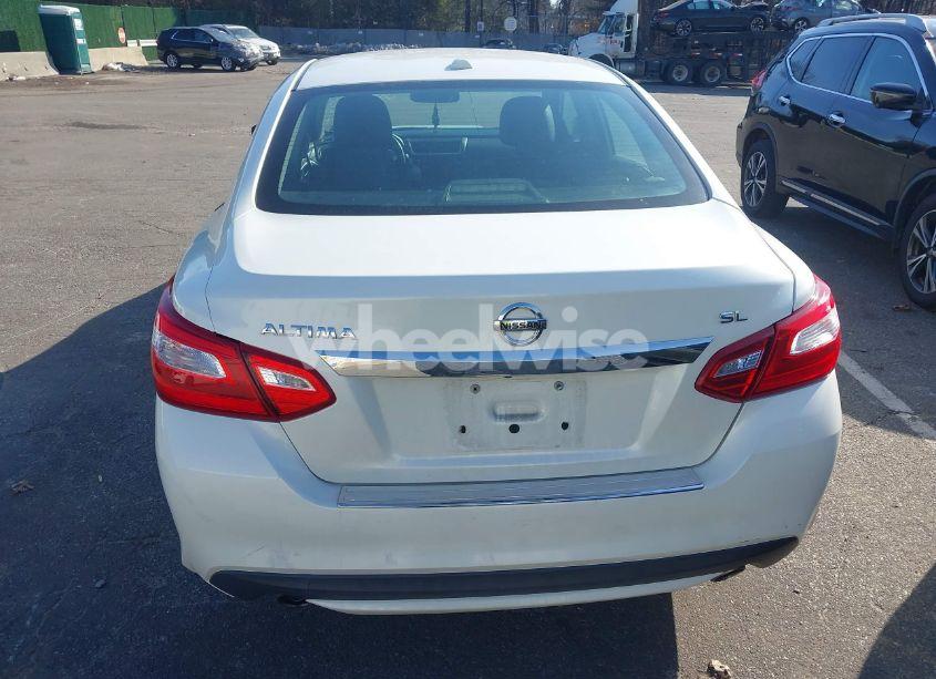 Photo 16 of 2017 Nissan Altima 2.5 SL (VIN 1N4AL3AP2HC272736)