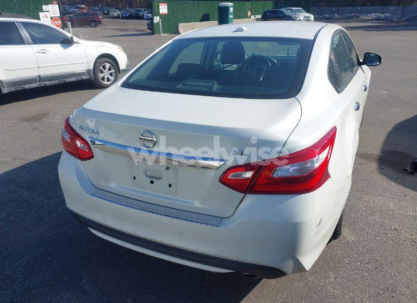 Photo 4 of 2017 Nissan Altima 2.5 SL (VIN 1N4AL3AP2HC272736)