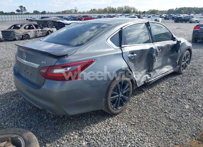 Photo 4 of 2017 Nissan Altima 2.5 SR (VIN 1N4AL3AP2HC281291)