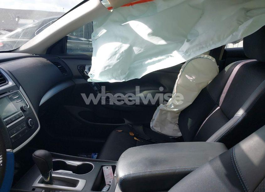 Photo 5 of 2017 Nissan Altima 2.5 SR (VIN 1N4AL3AP2HC281291)