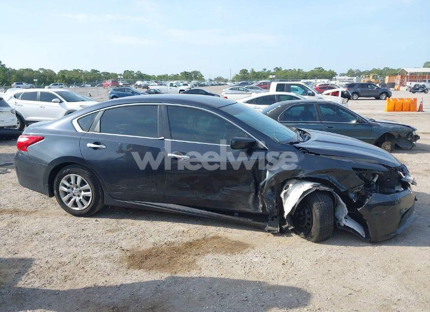 Photo 13 of 2017 Nissan Altima 2.5 S (VIN 1N4AL3AP2HC287270)