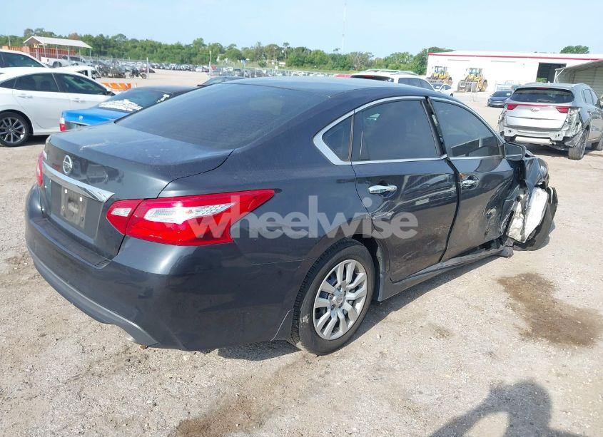 Photo 4 of 2017 Nissan Altima 2.5 S (VIN 1N4AL3AP2HC287270)