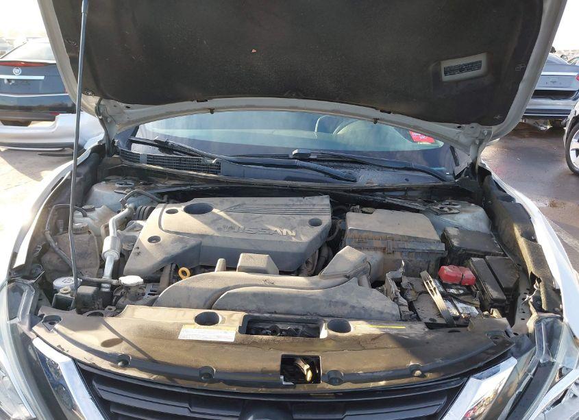 Photo 10 of 2017 Nissan Altima 2.5 SV (VIN 1N4AL3AP2HC289598)