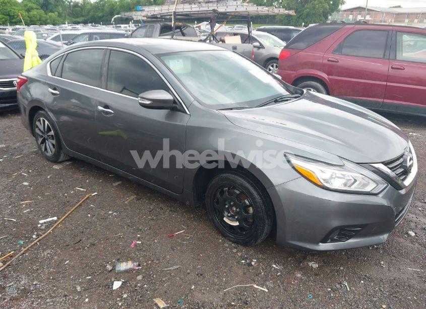 2017 Nissan Altima 2.5 SL (VIN 1N4AL3AP2HC291528) main photo