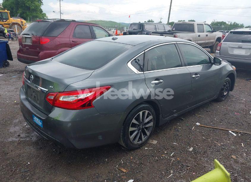 Photo 17 of 2017 Nissan Altima 2.5 SL (VIN 1N4AL3AP2HC291528)
