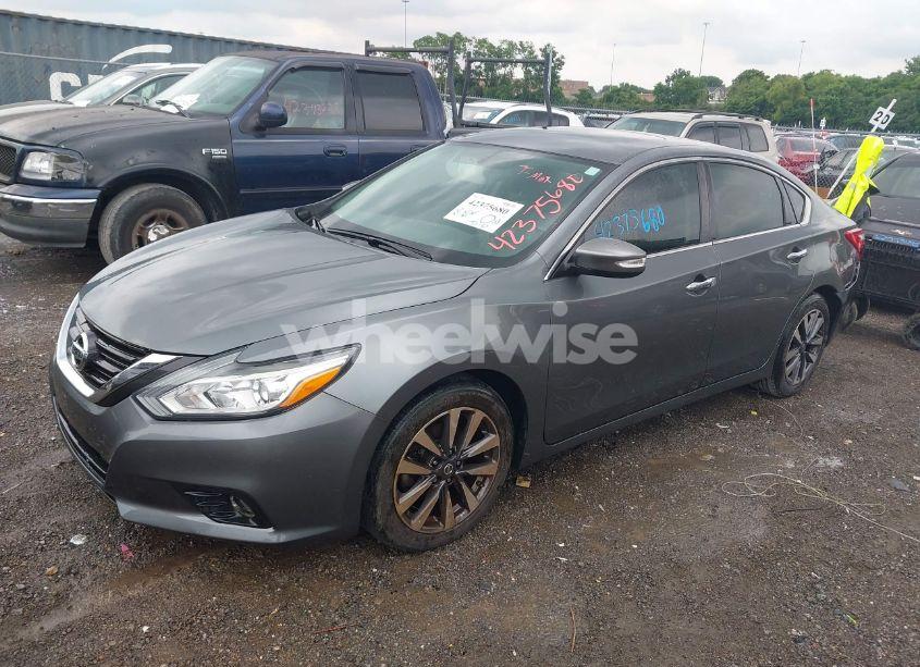 Photo 2 of 2017 Nissan Altima 2.5 SL (VIN 1N4AL3AP2HC291528)