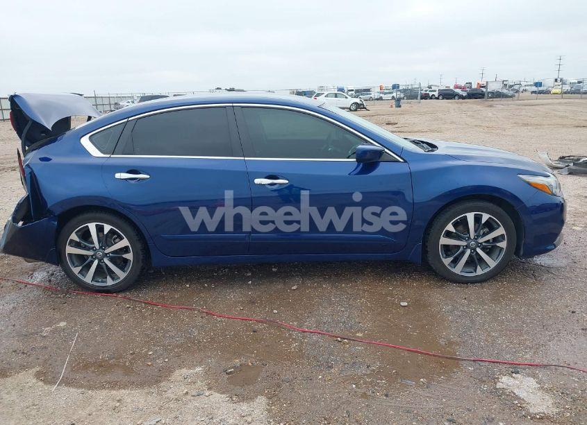 Photo 13 of 2017 Nissan Altima 2.5 SR (VIN 1N4AL3AP2HC295093)