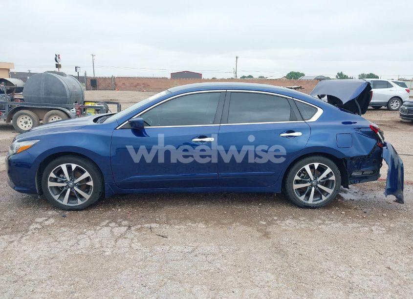 Photo 14 of 2017 Nissan Altima 2.5 SR (VIN 1N4AL3AP2HC295093)