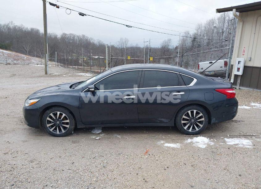 Photo 15 of 2017 Nissan Altima 2.5 SV (VIN 1N4AL3AP2HC298009)