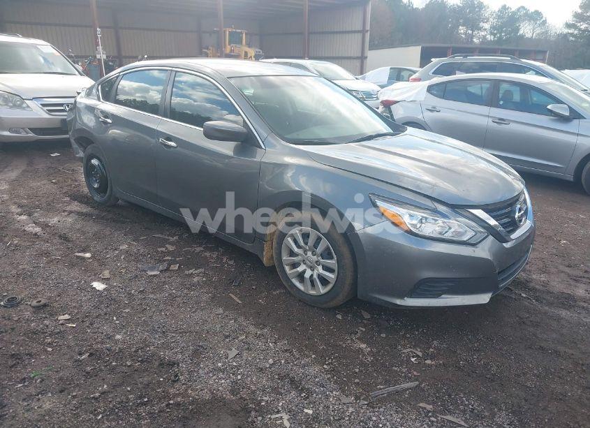 2017 Nissan Altima 2.5 S (VIN 1N4AL3AP2HC478669) main photo