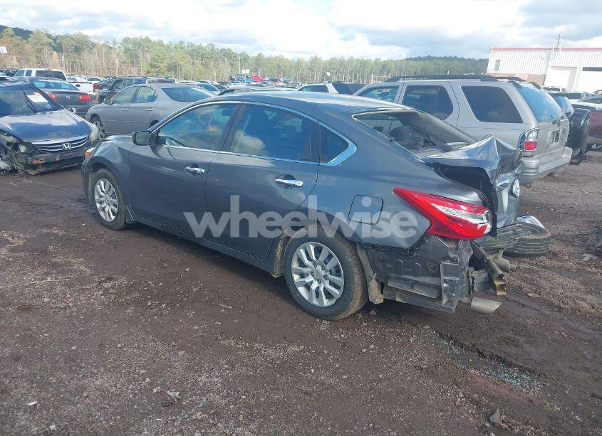 Photo 3 of 2017 Nissan Altima 2.5 S (VIN 1N4AL3AP2HC478669)