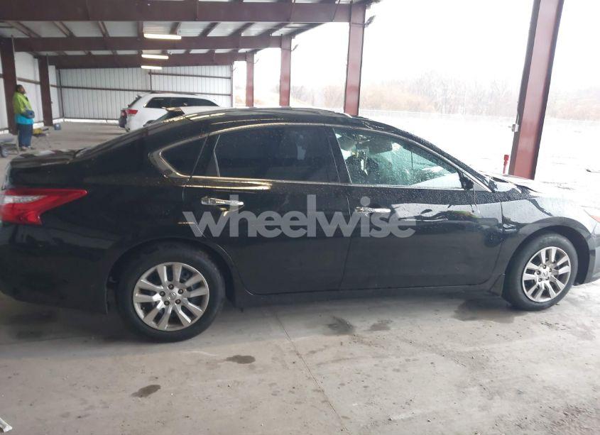 Photo 13 of 2017 Nissan Altima 2.5 S (VIN 1N4AL3AP2HC479479)