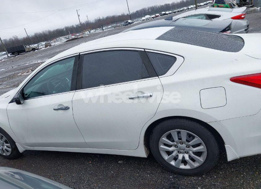 Photo 13 of 2017 Nissan Altima 2.5 SV (VIN 1N4AL3AP2HC486378)