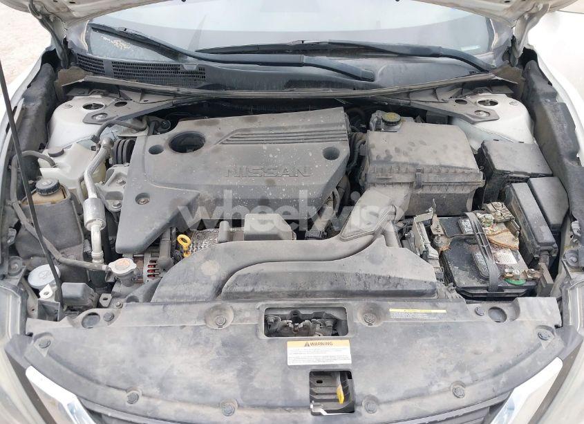 Photo 10 of 2017 Nissan Altima 2.5 SR (VIN 1N4AL3AP2HC496668)