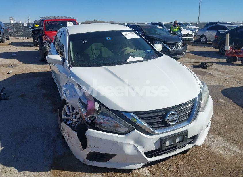 2017 Nissan Altima 2.5 S (VIN 1N4AL3AP2HN309692) main photo