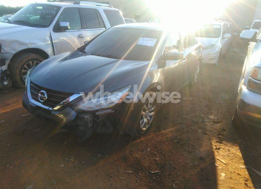 Photo 2 of 2017 Nissan Altima 2.5 S (VIN 1N4AL3AP2HN310230)