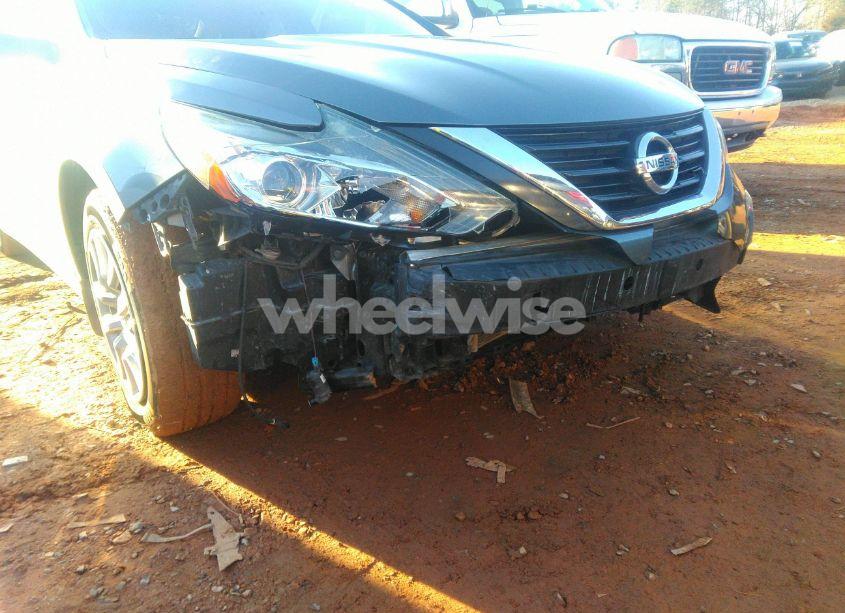 Photo 6 of 2017 Nissan Altima 2.5 S (VIN 1N4AL3AP2HN310230)