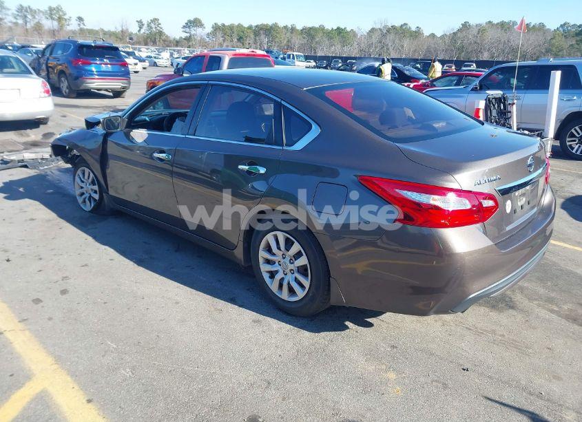 Photo 3 of 2017 Nissan Altima 2.5 S (VIN 1N4AL3AP2HN312897)