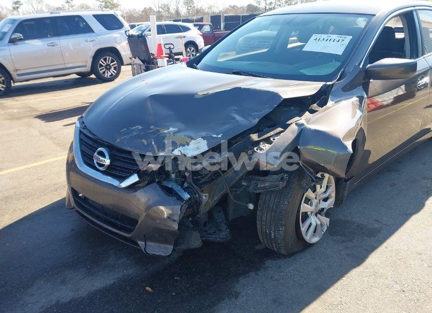 Photo 6 of 2017 Nissan Altima 2.5 S (VIN 1N4AL3AP2HN312897)