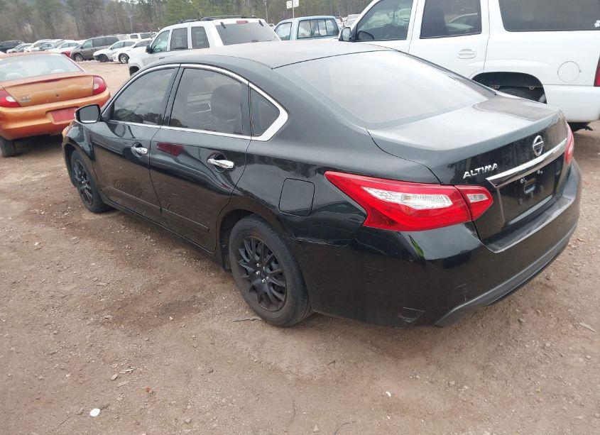 Photo 3 of 2017 Nissan Altima 2.5 S (VIN 1N4AL3AP2HN318814)