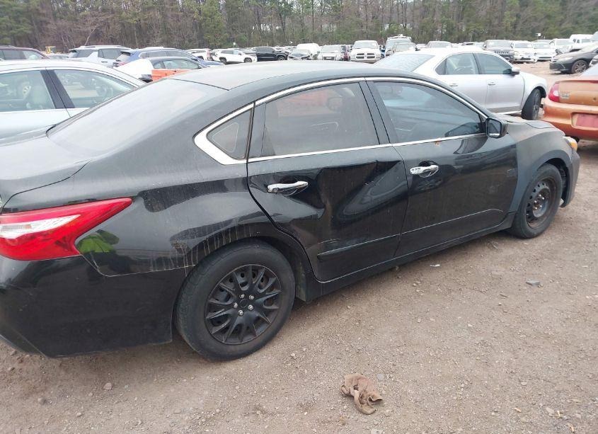 Photo 6 of 2017 Nissan Altima 2.5 S (VIN 1N4AL3AP2HN318814)