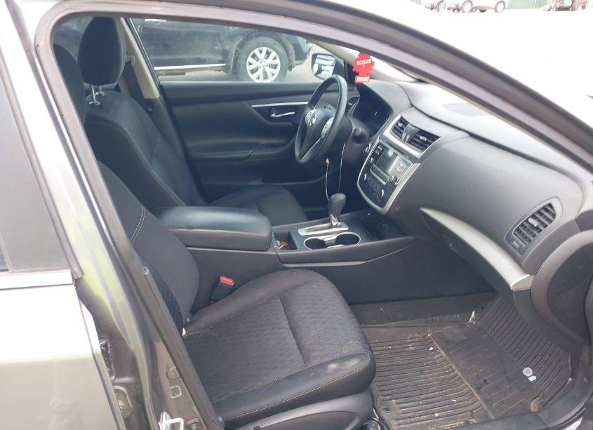 Photo 5 of 2017 Nissan Altima 2.5 S (VIN 1N4AL3AP2HN337735)