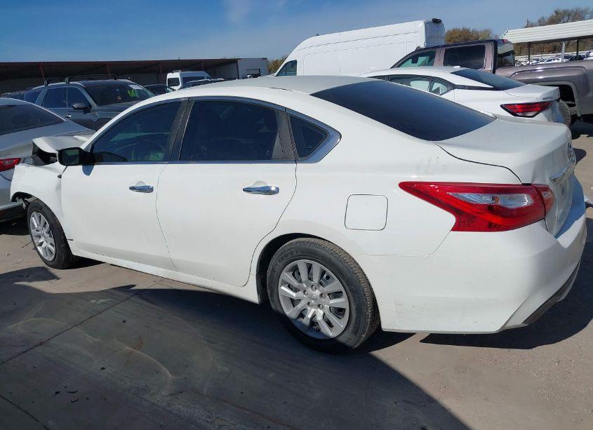 Photo 15 of 2017 Nissan Altima 2.5 S (VIN 1N4AL3AP2HN341171)