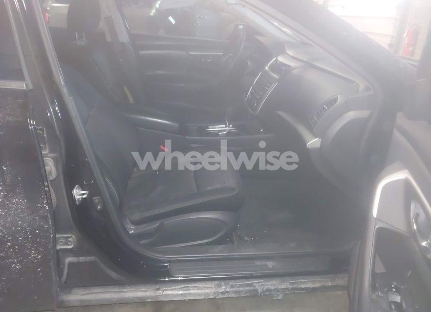 Photo 5 of 2017 Nissan Altima 2.5 S (VIN 1N4AL3AP2HN343356)