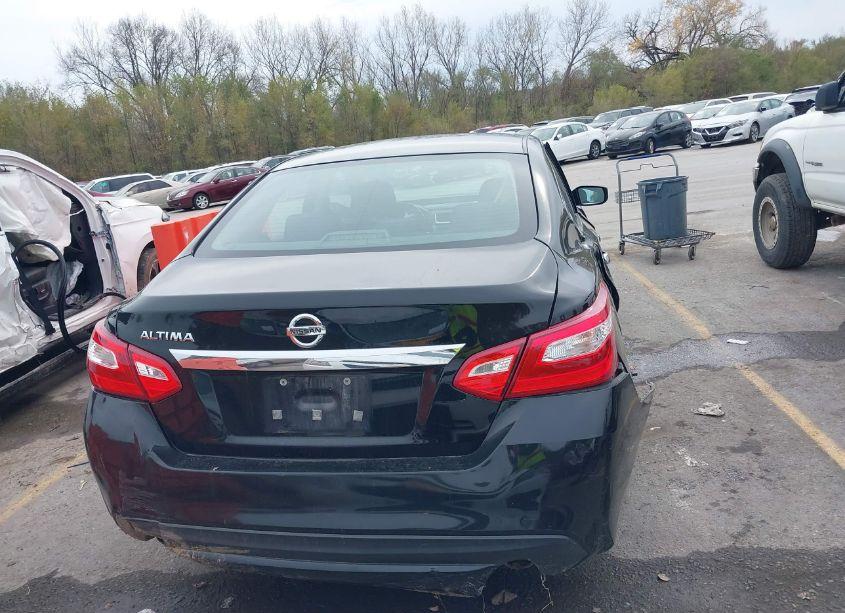Photo 17 of 2017 Nissan Altima 2.5 S (VIN 1N4AL3AP2HN346628)