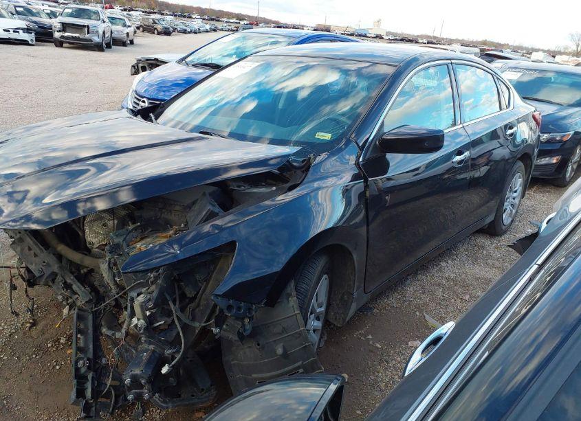 Photo 2 of 2017 Nissan Altima 2.5 S (VIN 1N4AL3AP2HN346628)