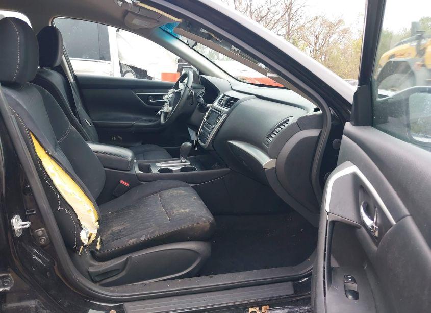 Photo 5 of 2017 Nissan Altima 2.5 S (VIN 1N4AL3AP2HN346628)