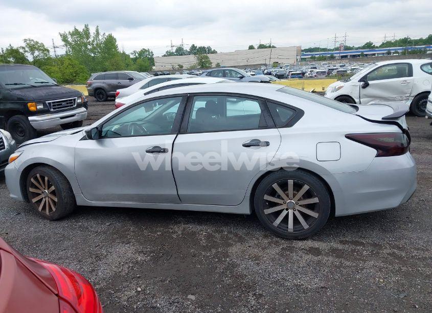 Photo 14 of 2017 Nissan Altima 2.5 S (VIN 1N4AL3AP2HN348735)