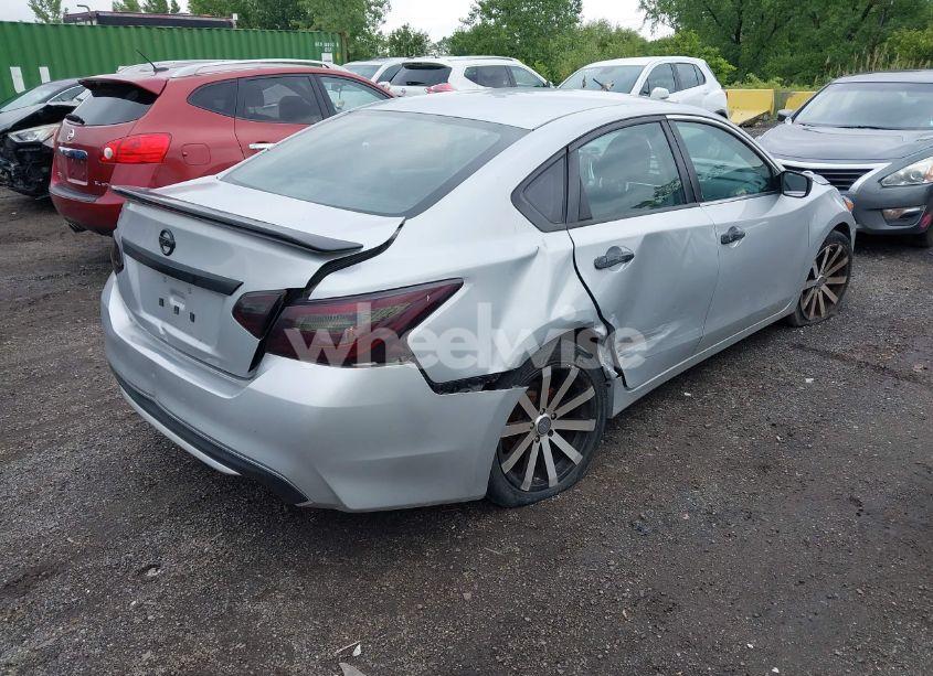 Photo 4 of 2017 Nissan Altima 2.5 S (VIN 1N4AL3AP2HN348735)