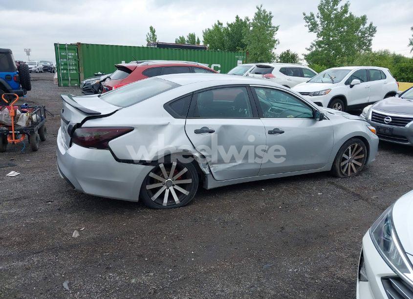 Photo 6 of 2017 Nissan Altima 2.5 S (VIN 1N4AL3AP2HN348735)