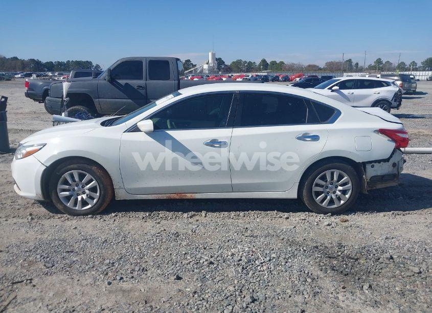Photo 14 of 2017 Nissan Altima 2.5 S (VIN 1N4AL3AP2HN352963)