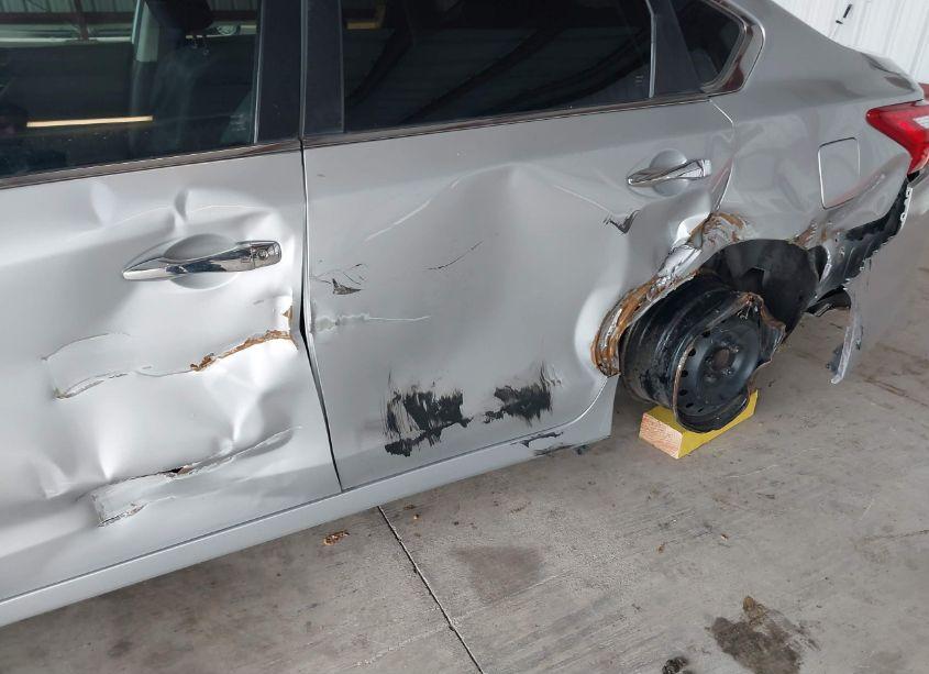 Photo 17 of 2017 Nissan Altima 2.5 S (VIN 1N4AL3AP2HN353076)