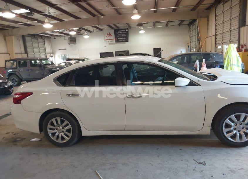 Photo 14 of 2017 Nissan Altima 2.5 S (VIN 1N4AL3AP2HN360111)