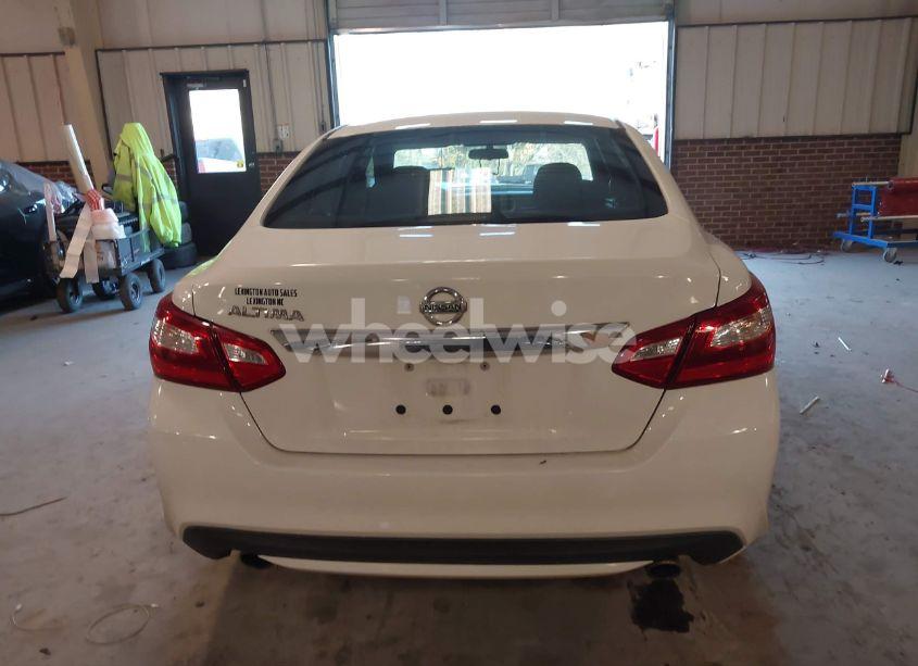 Photo 17 of 2017 Nissan Altima 2.5 S (VIN 1N4AL3AP2HN360111)