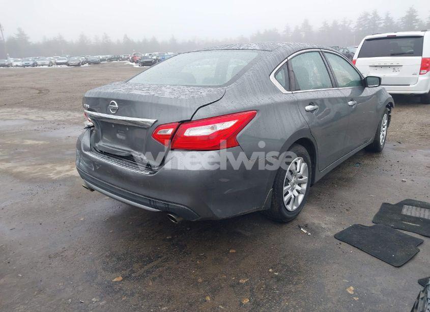 Photo 4 of 2017 Nissan Altima 2.5 S (VIN 1N4AL3AP2HN362067)