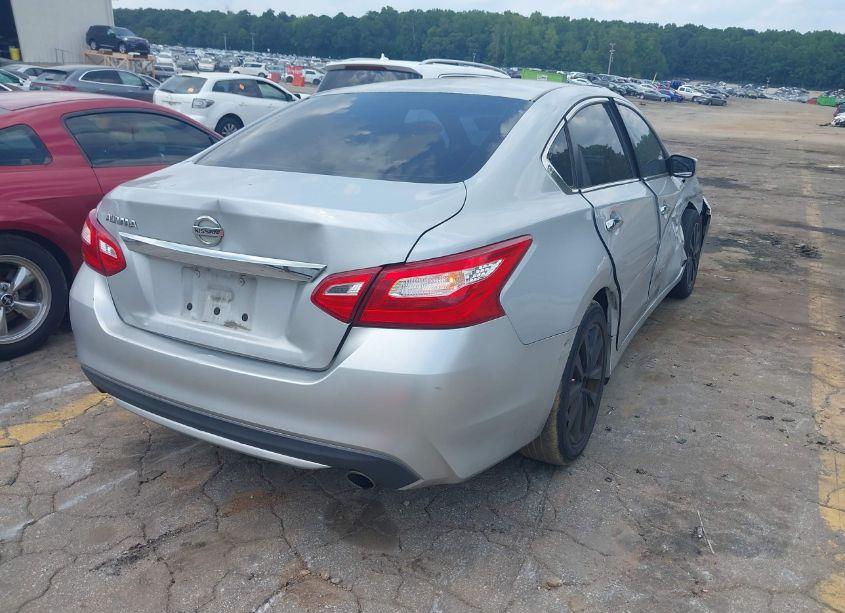 Photo 4 of 2017 Nissan Altima 2.5 S (VIN 1N4AL3AP2HN365776)