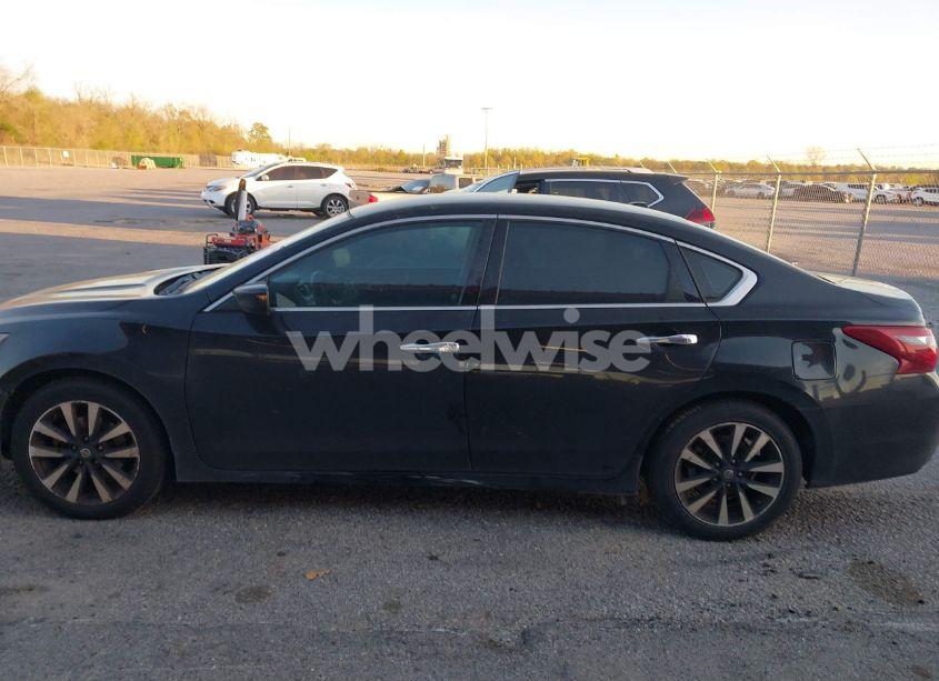 Photo 14 of 2018 Nissan Altima 2.5 SV (VIN 1N4AL3AP2JC103600)