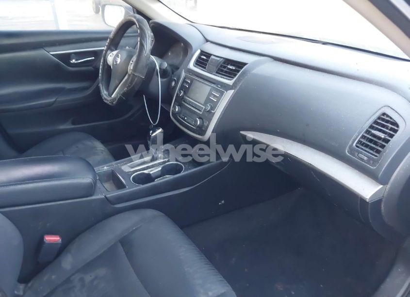 Photo 5 of 2018 Nissan Altima 2.5 SV (VIN 1N4AL3AP2JC103600)