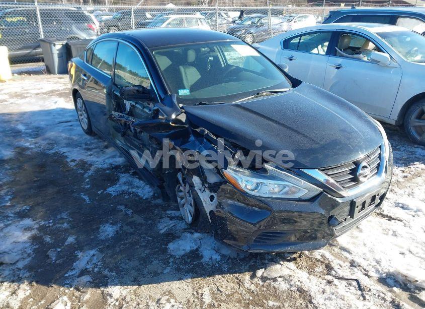 2018 Nissan Altima 2.5 S (VIN 1N4AL3AP2JC118081) main photo