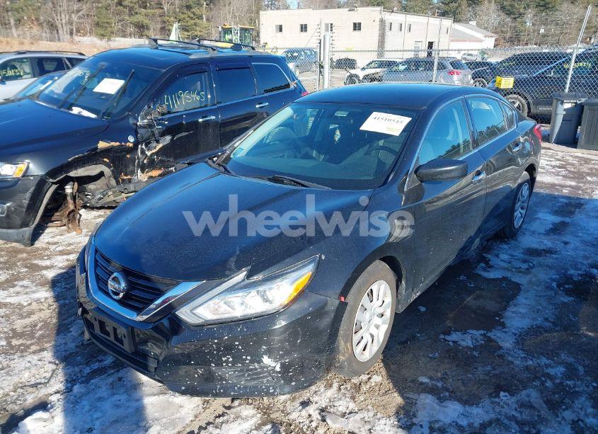 Photo 2 of 2018 Nissan Altima 2.5 S (VIN 1N4AL3AP2JC118081)