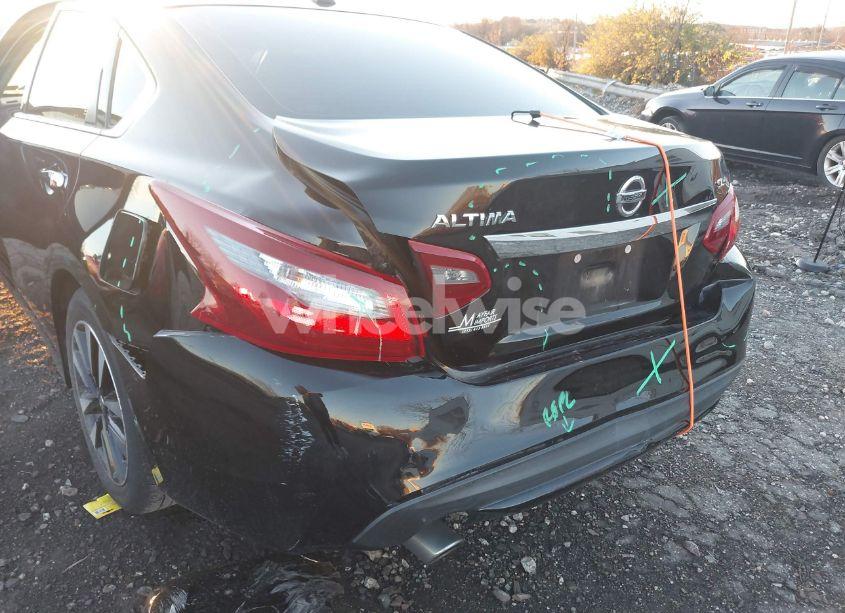 Photo 6 of 2018 Nissan Altima 2.5 SL (VIN 1N4AL3AP2JC131512)