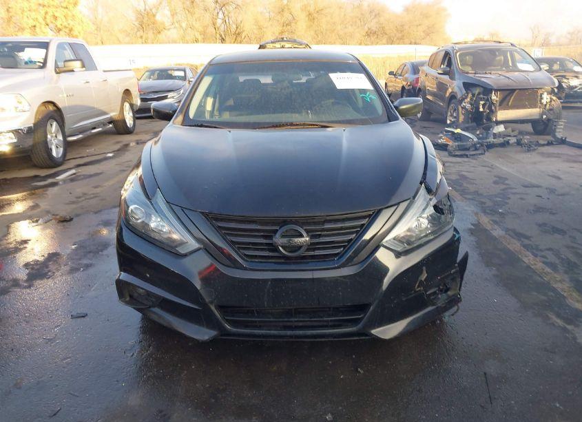 Photo 11 of 2018 Nissan Altima 2.5 SR (VIN 1N4AL3AP2JC139674)