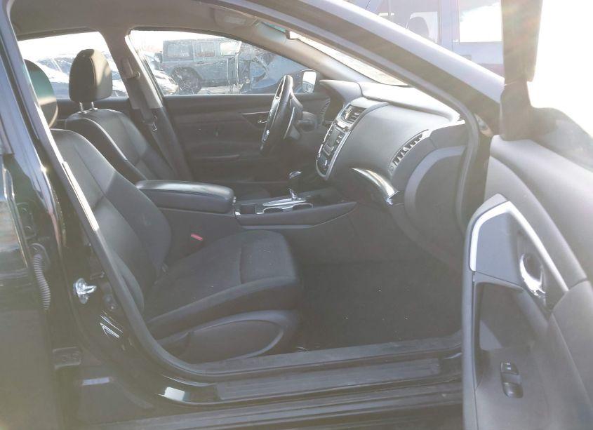 Photo 5 of 2018 Nissan Altima 2.5 SR (VIN 1N4AL3AP2JC139674)